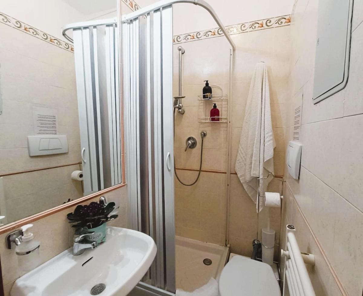 Relax Appia San Giovanni Appartement *